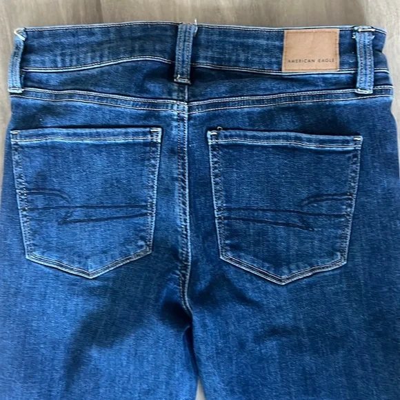 American Eagle Jeans, Size 2 Short, Hi-Rise Skinny - Picture 3 of 7